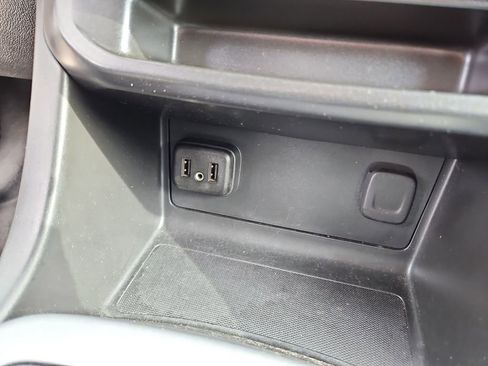 Used 2021 Chevrolet Colorado LT image 20