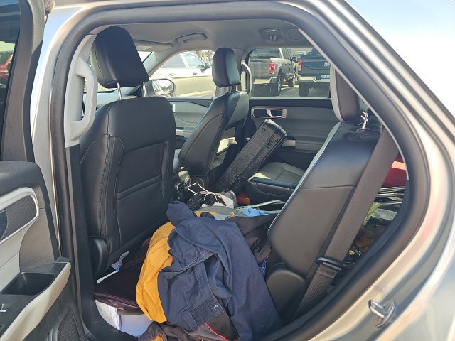 Used 2021 Ford Explorer XLT w/ Equipment Group 202A RWD image 3