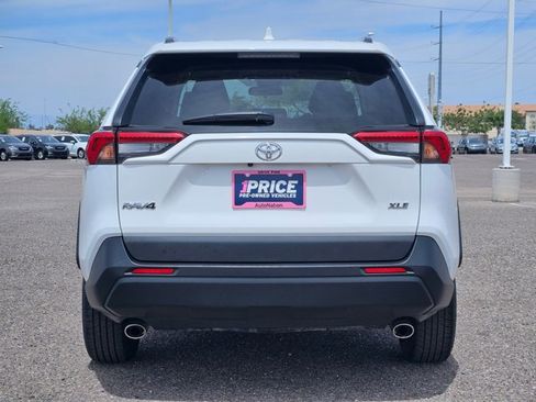 Used 2024 Toyota RAV4 XLE image 7