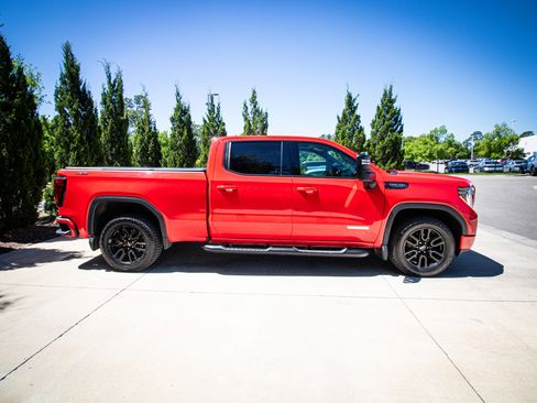 Used 2021 GMC Sierra 1500 Elevation w/ X31 Off-Road Package AWD/4WD image 11