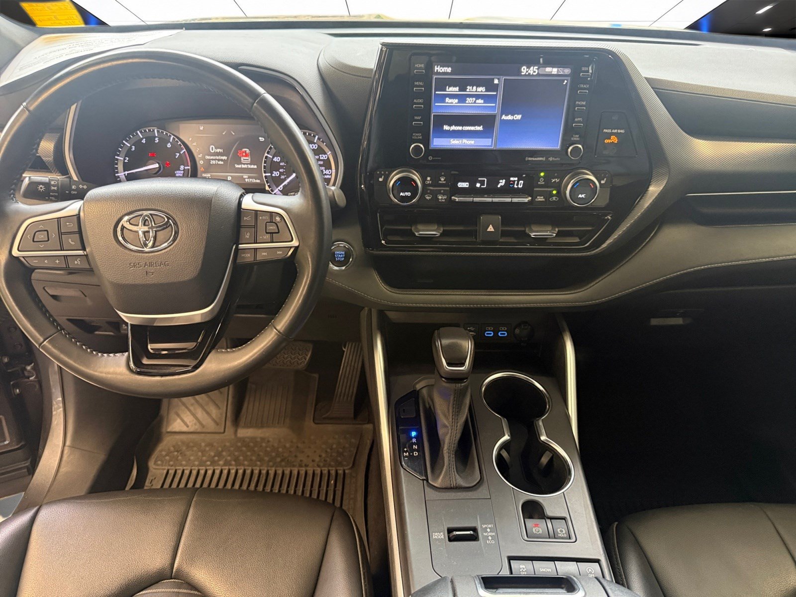 Used 2022 Toyota Highlander XSE FWD image 21