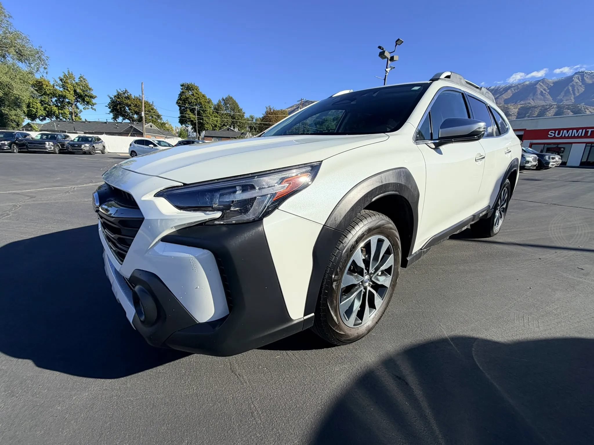 Used 2024 Subaru Outback Touring AWD/4WD image 7
