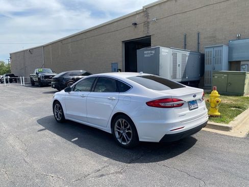 Used 2019 Ford Fusion SEL FWD image 6