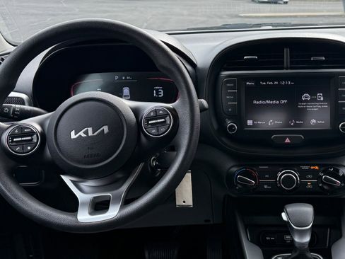 Used 2024 Kia Soul LX w/ Option Group 015 image 10