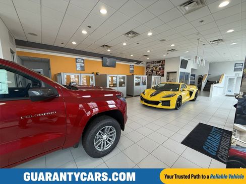 Used 2023 Buick Encore GX Select w/ Sport Touring Package image 12