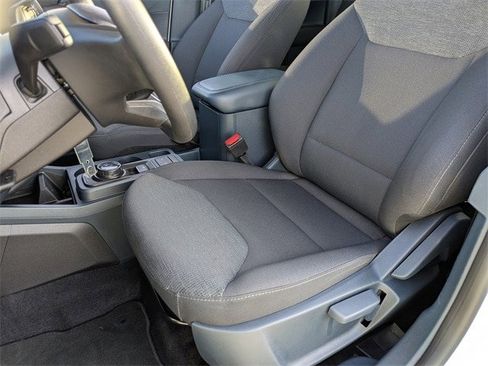 Used 2025 Ford Maverick XL w/ 4K Tow Package image 16