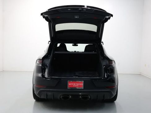 Used 2024 Porsche Cayenne Turbo GT AWD/4WD image 48