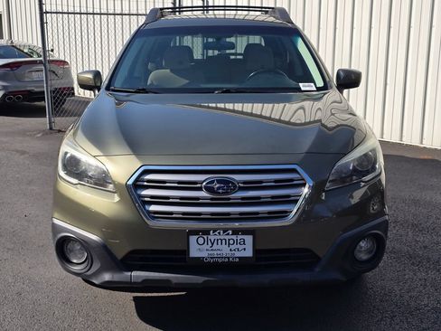 Used 2016 Subaru Outback 2.5i Premium w/ Protection Package #1 AWD/4WD image 2