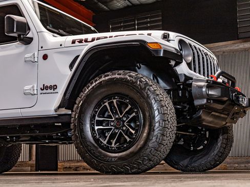 Used 2026 Jeep Wrangler Unlimited Rubicon AWD/4WD image 11