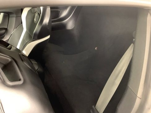 Used 2020 Ford Mustang Shelby GT500 w/ Carbon Fiber Track Pack image 31