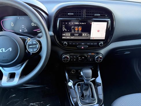 Used 2023 Kia Soul S image 10