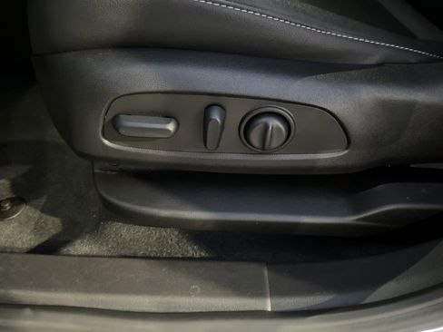 Used 2024 Chevrolet Blazer LT w/ Sound & Technology Package image 10