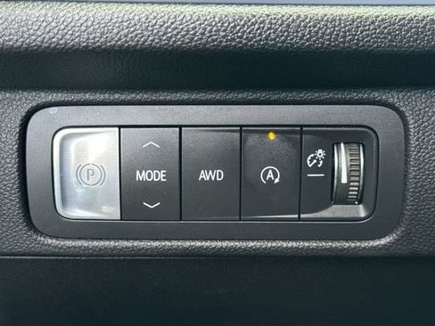 Used 2026 Chevrolet Traverse RS w/ LPO, Floor Liner Package AWD/4WD image 18