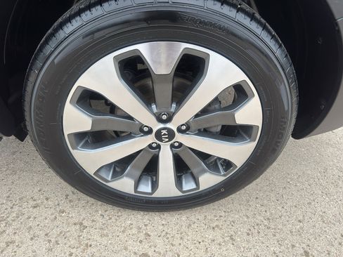 Used 2020 Kia Telluride S AWD/4WD image 10