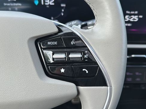 Used 2023 Kia Niro Wave w/ Wave Preserve Package FWD image 29