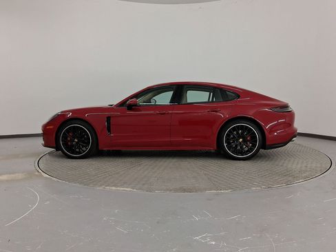 Certified 2023 Porsche Panamera 4S image 2