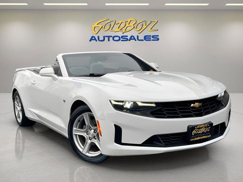 Used 2022 Chevrolet Camaro LT image 1