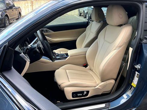 Used 2021 BMW 430i Coupe w/ Convenience Package image 11