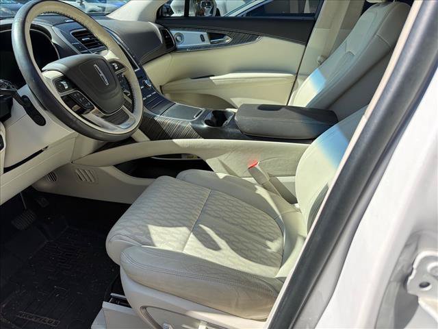 Used 2019 Lincoln Nautilus Black Label AWD/4WD image 4