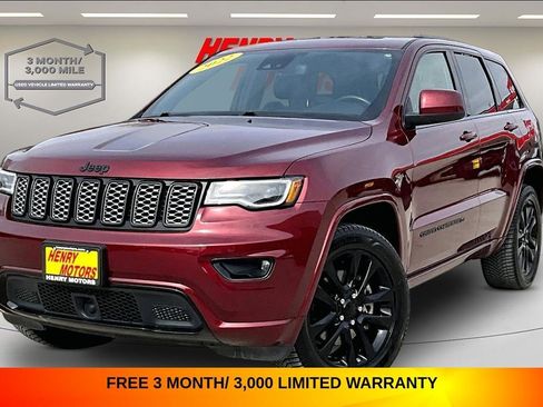 Used 2022 Jeep Grand Cherokee Laredo X AWD/4WD image 3