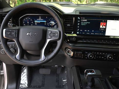 New 2026 Chevrolet Silverado 1500 ZR2 w/ LPO, Dark Essentials Package AWD/4WD image 14