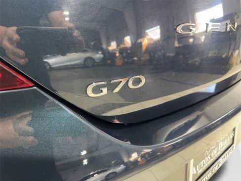 Used 2025 Genesis G70 2.5T image 23