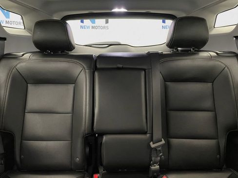 Used 2021 GMC Terrain SLT w/ Infotainment Package II image 11