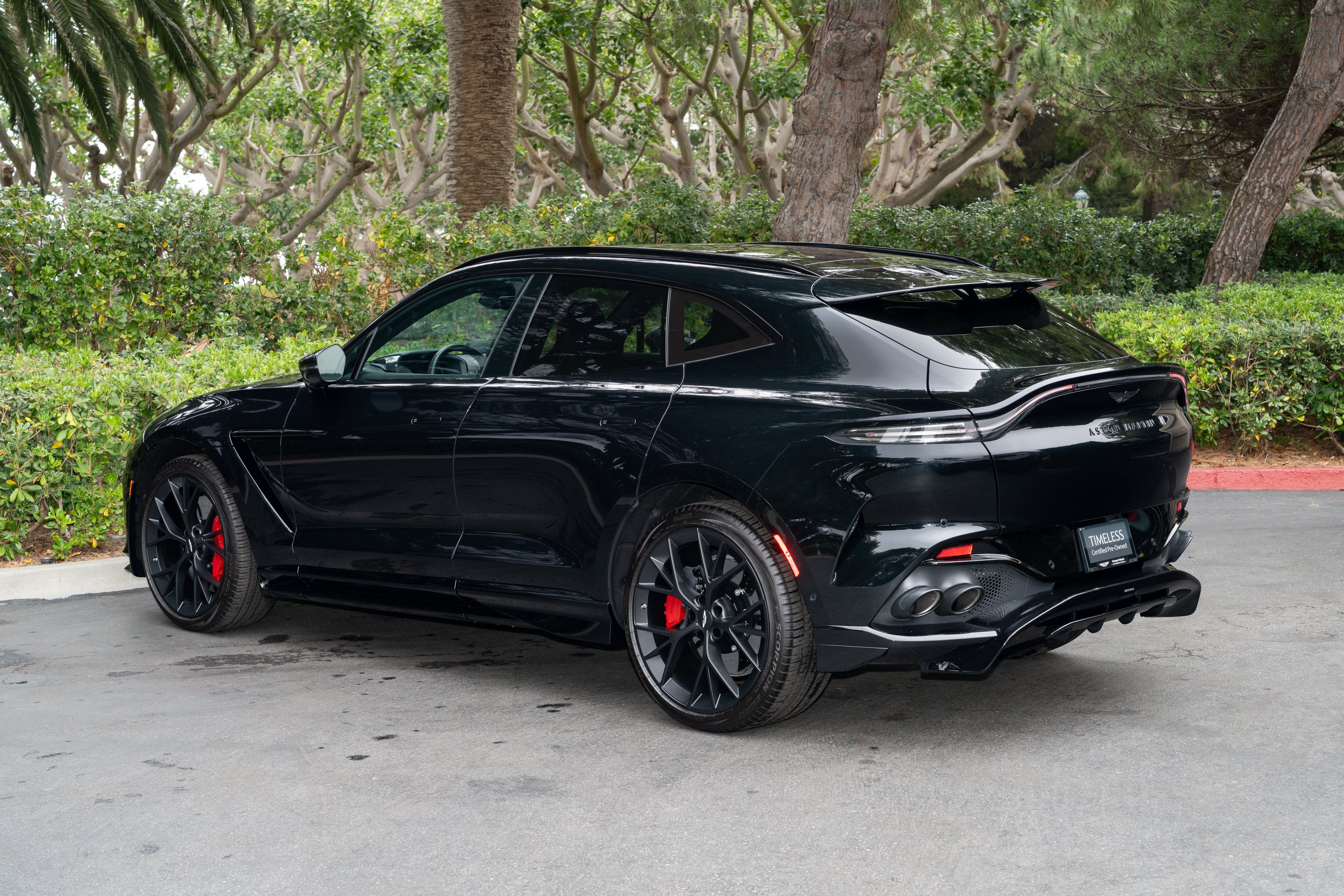 Used 2025 Aston Martin DBX 707 AWD/4WD image 4