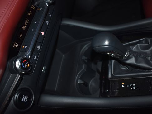 Used 2020 MAZDA MAZDA3 Hatchback w/ Premium Package image 22