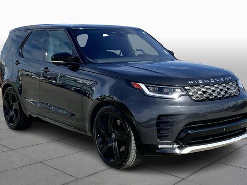 Used 2023 Land Rover Discovery Metropolitan Edition image 2