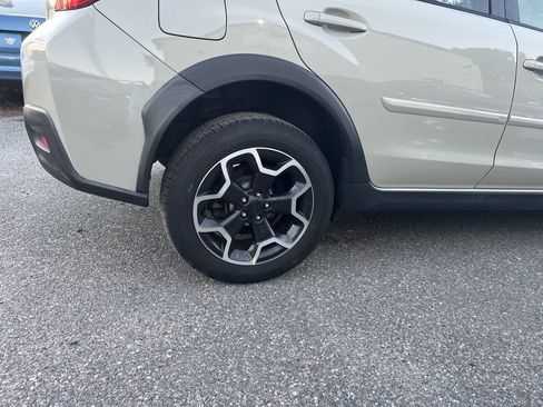 Used 2015 Subaru Crosstrek 2.0i Premium w/ Moonroof Package image 35