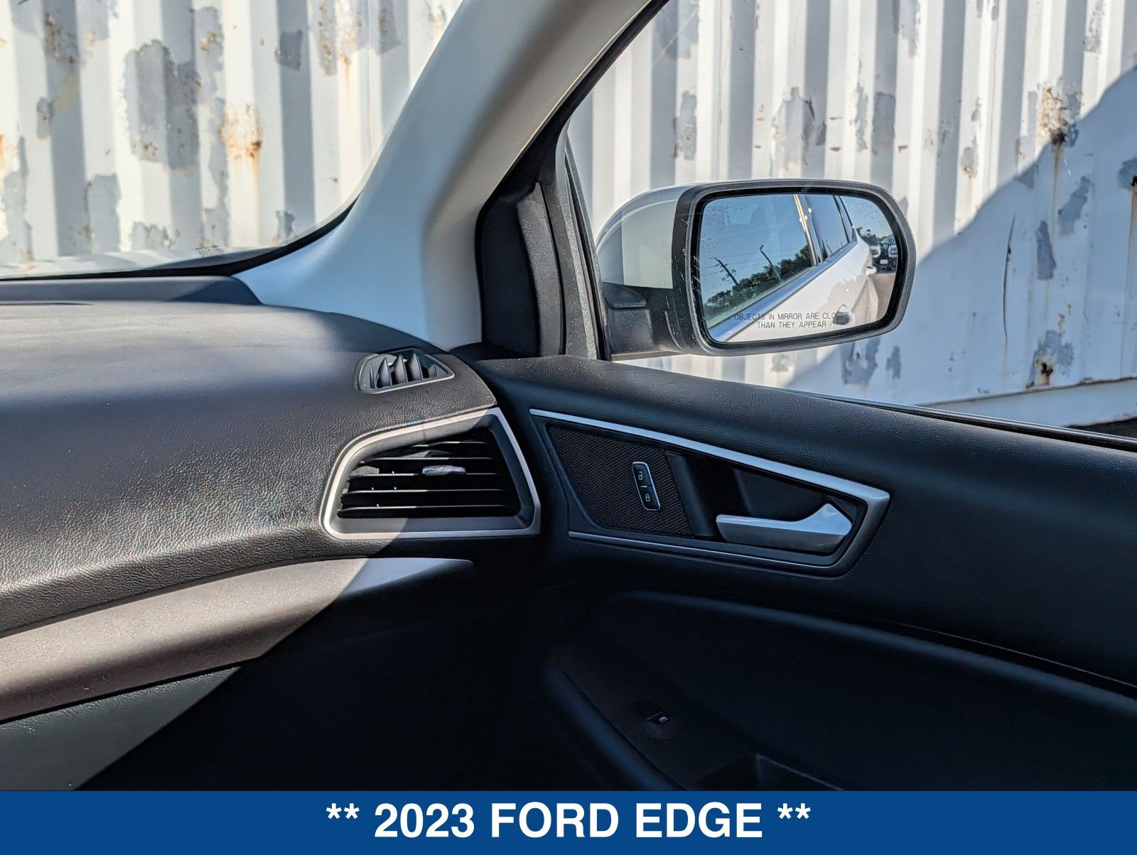 Used 2023 Ford Edge SEL AWD/4WD image 18