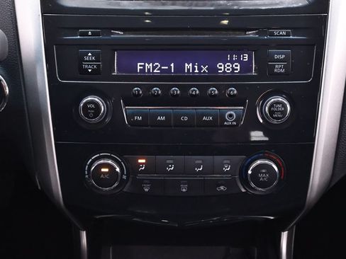 Used 2015 Nissan Altima 2.5 S w/ Power Driver Seat Package FWD image 26