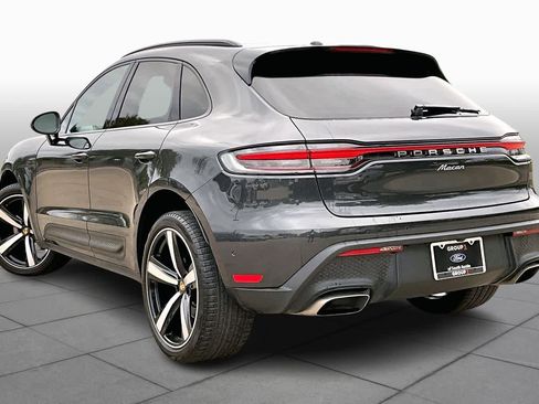 Used 2022 Porsche Macan image 11