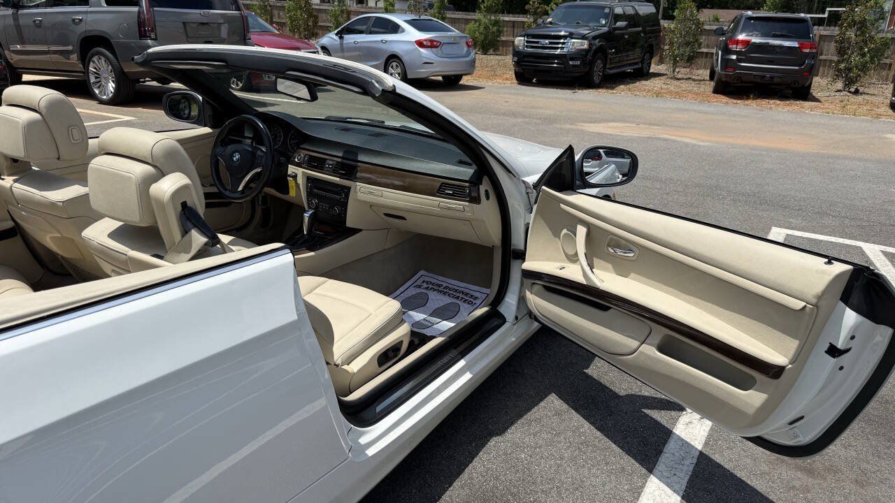 Used 2013 BMW 328i Convertible RWD image 15