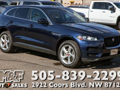 Used 2020 Jaguar F-PACE Premium image 1
