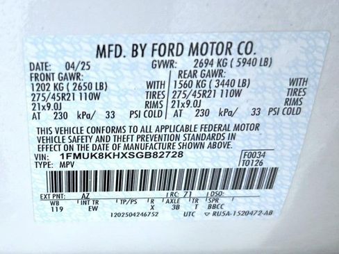 Used 2025 Ford Explorer ST-Line w/ ST-Line Street Pack AWD/4WD image 27