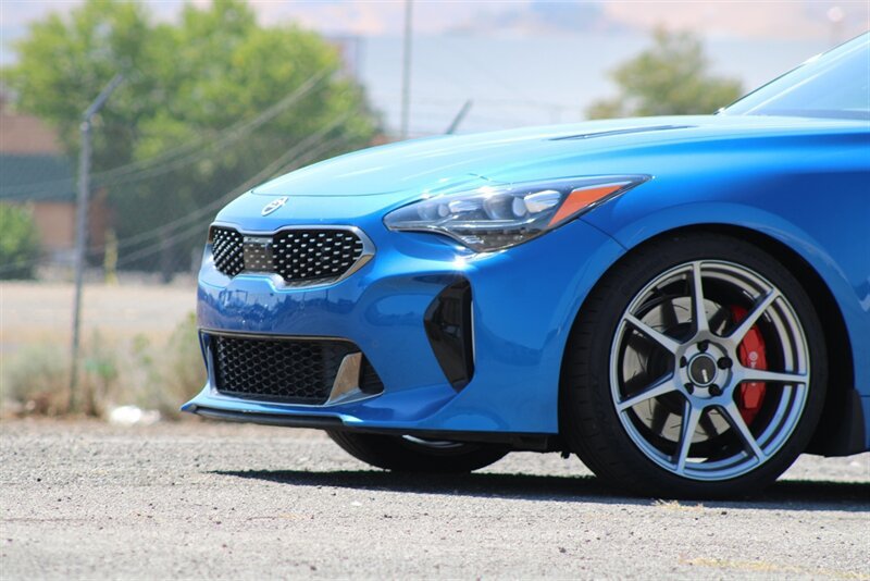 Used 2019 Kia Stinger GT2 AWD/4WD image 11