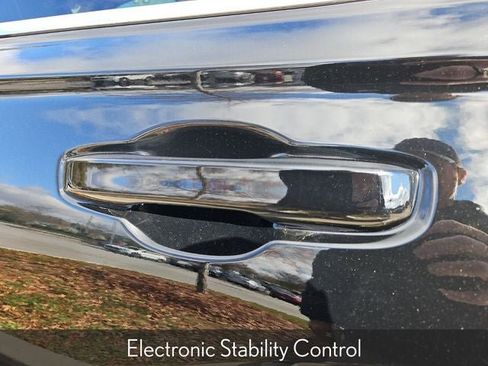 Certified 2025 Honda CR-V Sport image 32