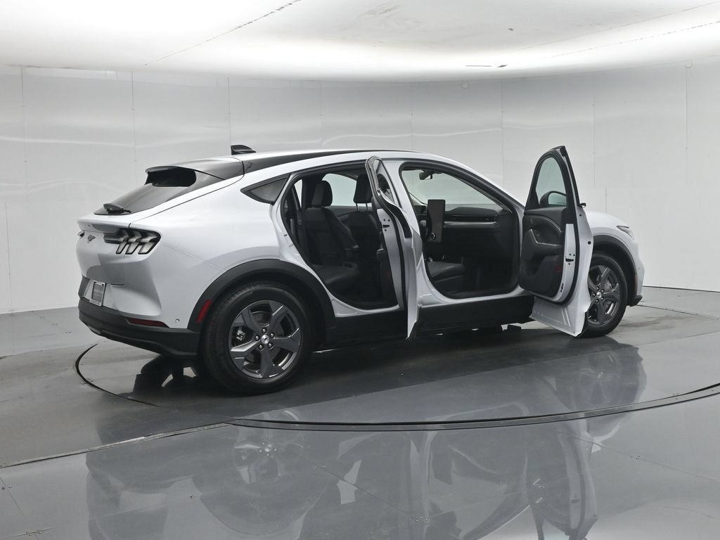 Used 2023 Ford Mustang Mach-E Select RWD image 6