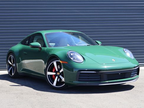 Used 2024 Porsche 911 Carrera S RWD image 7