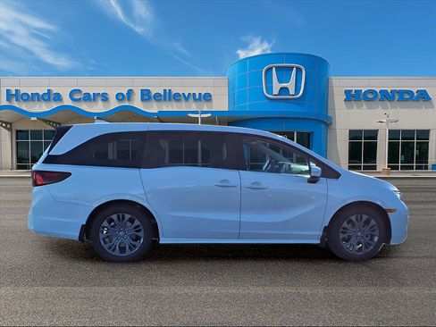 New 2026 Honda Odyssey Touring image 10