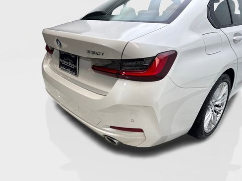 Used 2023 BMW 330i Sedan w/ Driving Assistance Package RWD image 18