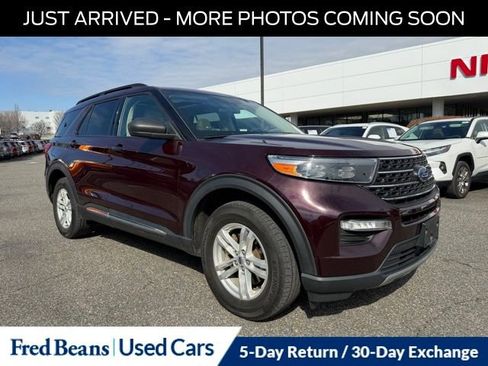 Used 2022 Ford Explorer XLT w/ Equipment Group 202A image 1