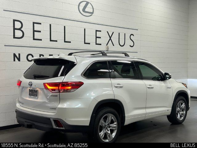 Used 2019 Toyota Highlander Limited AWD/4WD image 4