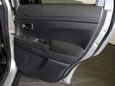 Used 2023 Mitsubishi Outlander Sport LE image 28