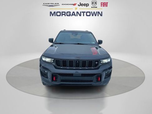 Certified 2022 Jeep Grand Cherokee Trailhawk w/ ADV Protech Group II image 2