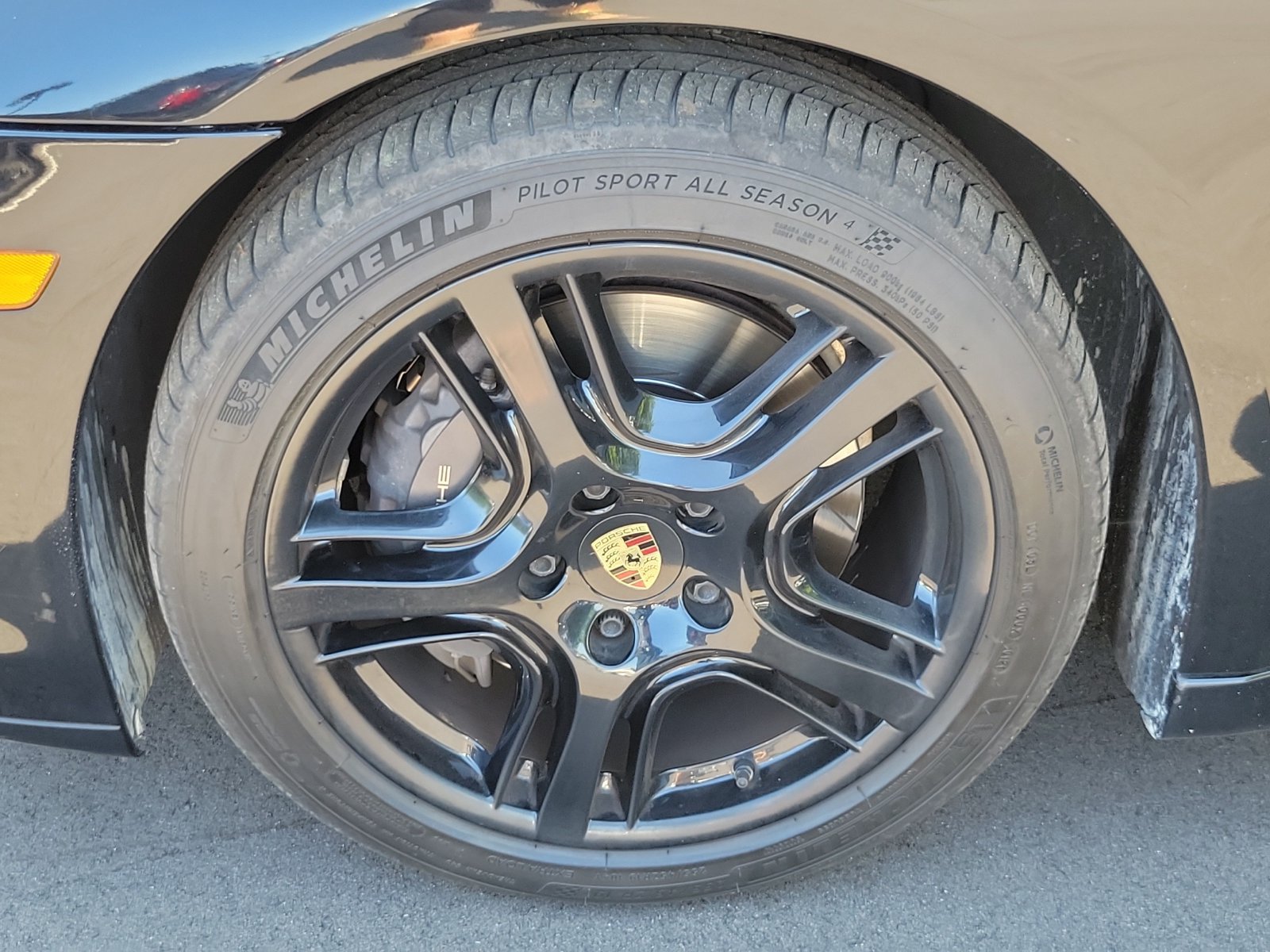 Used 2012 Porsche Panamera 4 AWD/4WD image 6