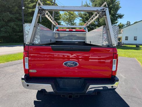 Used 2017 Ford F250 XLT w/ XLT Value Package AWD/4WD image 6