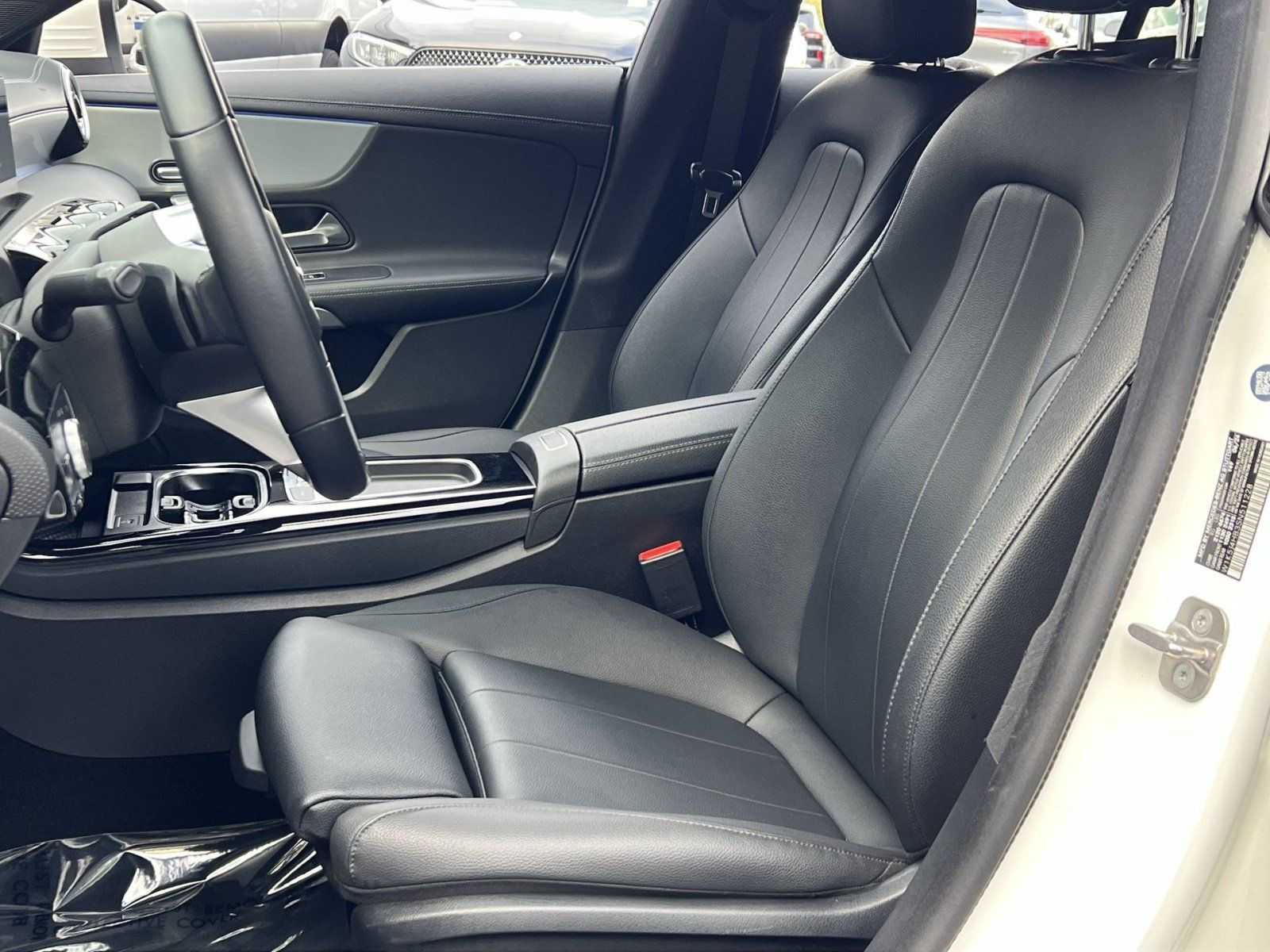 Used 2025 Mercedes-Benz CLA 250 4MATIC image 18